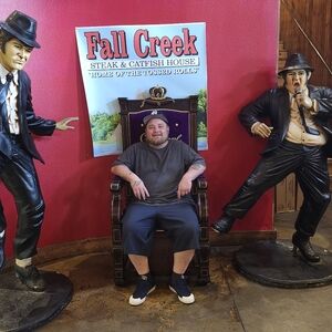 Meet your Posher, Billy